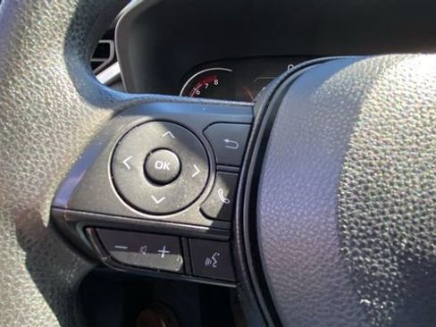 Used 2024 Toyota RAV4 LE AWD/4WD image 21