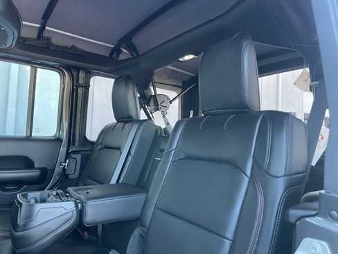 New 2026 Jeep Wrangler Unlimited Rubicon image 19