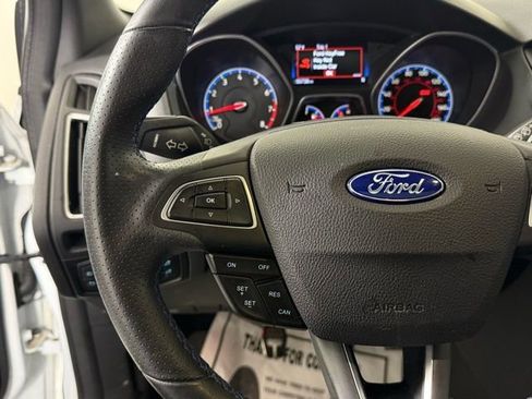 Used 2017 Ford Focus RS image 36