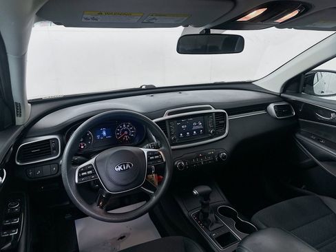 Used 2020 Kia Sorento LX FWD image 20