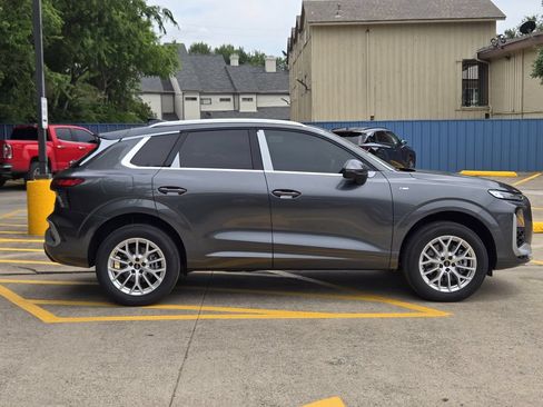 New 2026 Audi Q3 quattro 2.0T AWD/4WD image 7
