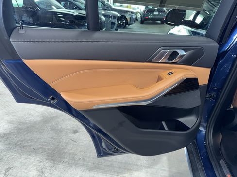 Used 2021 BMW X5 xDrive40i w/ Premium Package 2 image 16