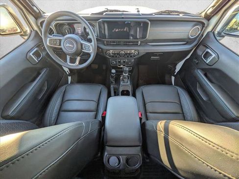Used 2024 Jeep Wrangler High Altitude image 18