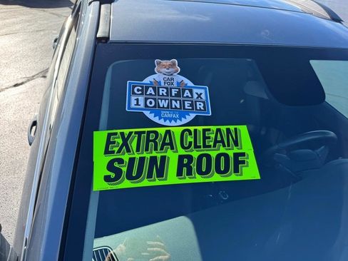 Used 2019 Buick Encore Sport Touring image 2