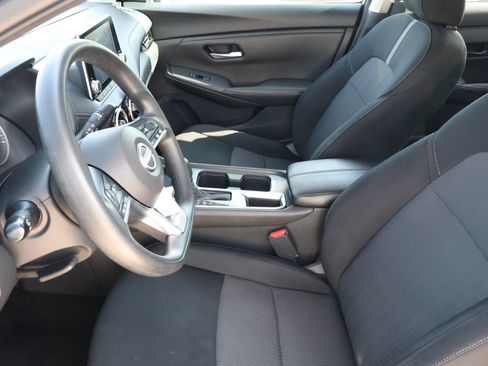 Used 2024 Nissan Sentra SV FWD image 13