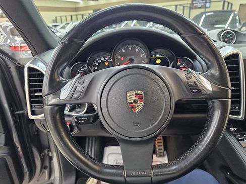 Used 2011 Porsche Cayenne S AWD/4WD image 28