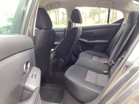 Used 2024 Nissan Sentra SV FWD image 10