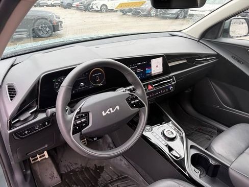 Certified 2023 Kia Niro Wave w/ Wave Preserve Package image 29