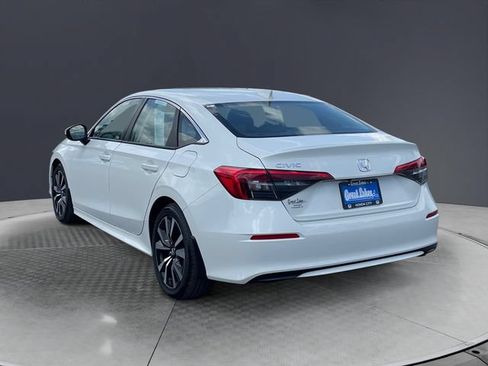 Certified 2023 Honda Civic EX image 3