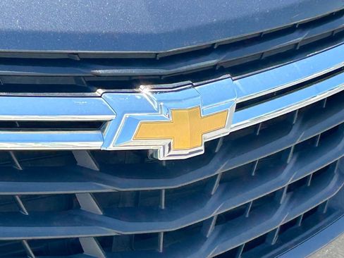 Used 2022 Chevrolet Equinox LS AWD/4WD image 11