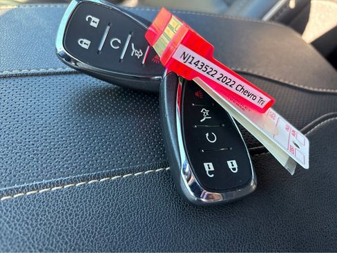 Used 2022 Chevrolet Traverse Premier w/ Redline Edition image 37