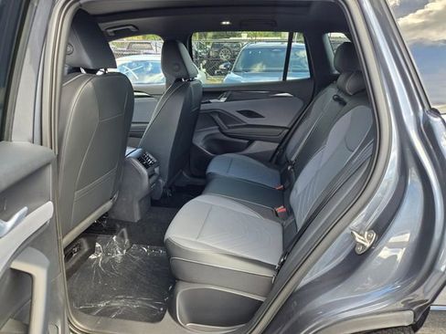 New 2026 Volkswagen Tiguan SE R-Line FWD image 13