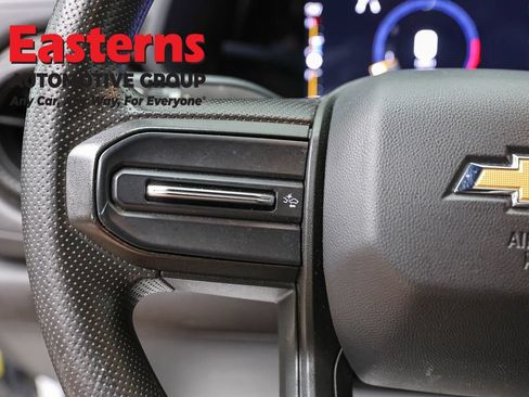 Used 2023 Chevrolet Colorado W/T RWD image 14