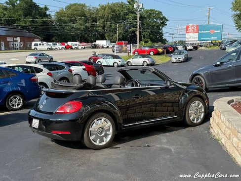 Used 2013 Volkswagen Beetle 2.5 image 9