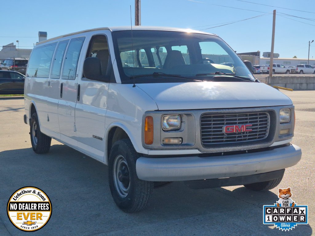 Used 2000 GMC Savana 3500 Extended Passenger w/ Convenience Pkg 1 RWD 360° Tour