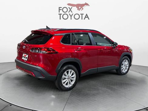 New 2026 Toyota Corolla Cross LE FWD image 5