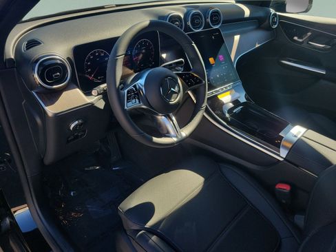 Certified 2026 Mercedes-Benz GLC 300 image 21