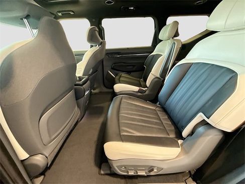 Used 2024 Kia EV9 GT-Line image 21