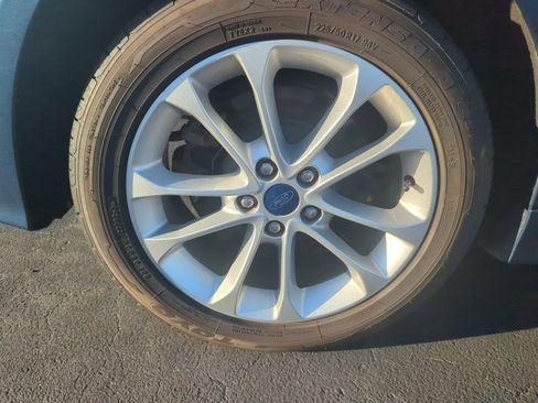 Used 2019 Ford Fusion Energi Titanium image 22