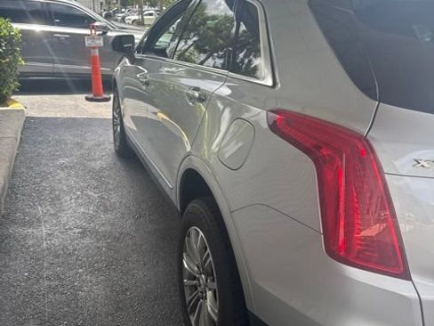 Used 2018 Cadillac XT5 Luxury FWD image 10