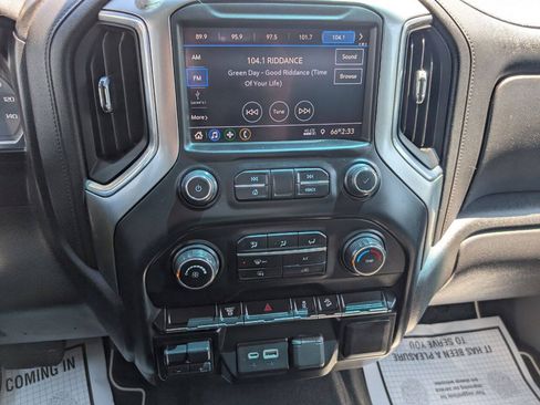 Used 2020 Chevrolet Silverado 2500 LT w/ Z71 Off-Road Package AWD/4WD image 15