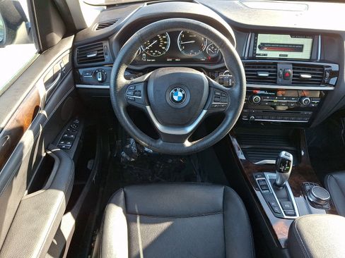Used 2017 BMW X3 xDrive28i image 11