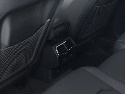 Used 2025 Audi Q3 2.0T Premium w/ Convenience Package image 18