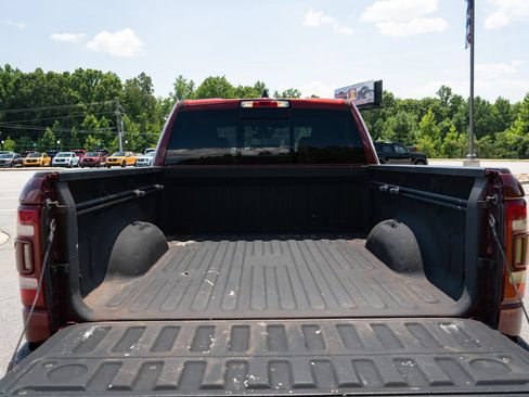 Used 2019 RAM 1500 Limited AWD/4WD image 9