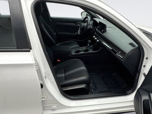 Used 2024 Honda Civic Sport image 16
