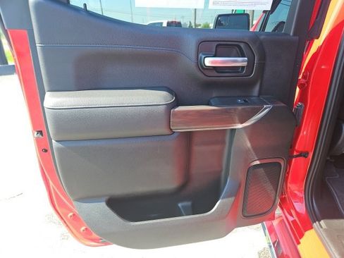 Used 2020 GMC Sierra 1500 SLT image 12