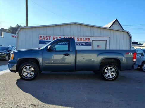 Used 2011 GMC Sierra 1500 SLE w/ SLE Preferred Package image 2