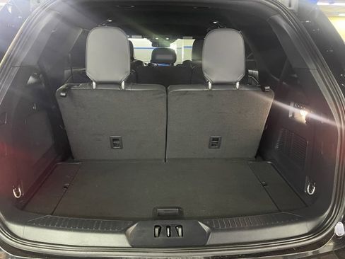 Used 2025 Ford Explorer ST-Line w/ Premium Package AWD/4WD image 17