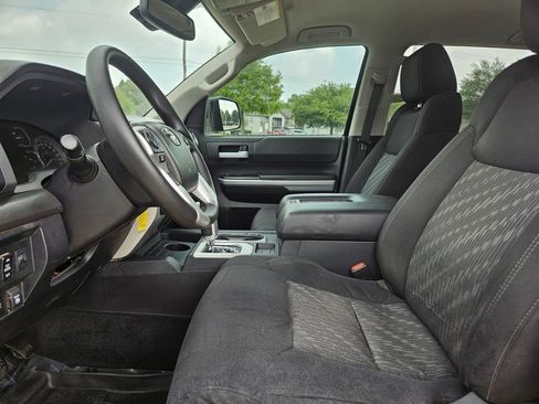 Used 2021 Toyota Tundra SR5 w/ Trail Edition AWD/4WD image 12