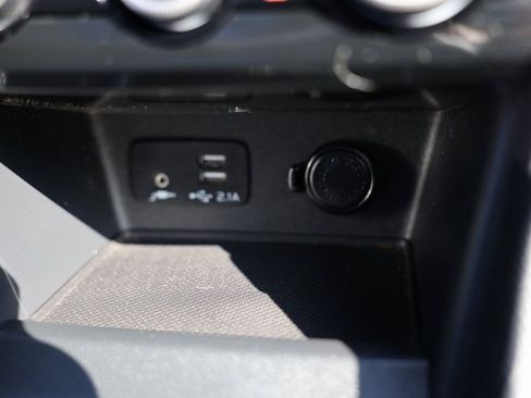 Used 2020 Subaru Forester Limited image 47