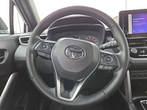 Used 2023 Toyota Corolla Cross SE image 20