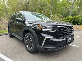 Used 2023 Honda Pilot LX video 1