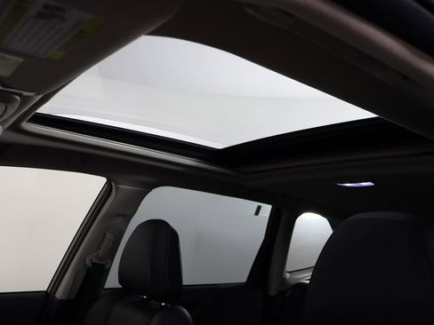 Used 2022 Subaru Forester Touring w/ Popular Package #3 image 27