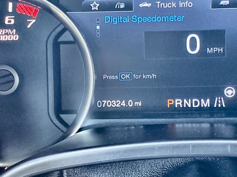 Used 2017 Ford F150 Raptor w/ Equipment Group 802A Luxury AWD/4WD image 15