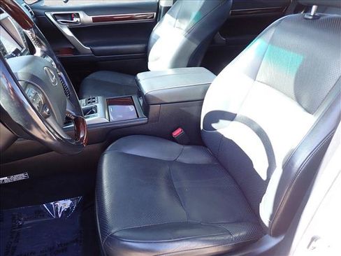 Used 2019 Lexus GX 460 Luxury AWD/4WD image 13