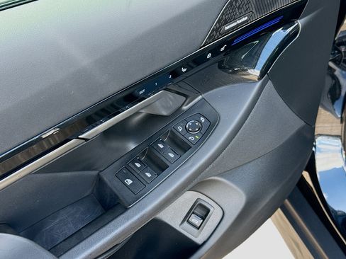 Used 2025 BMW 530i image 23