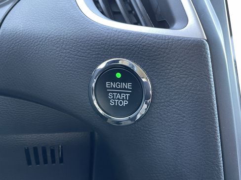 Used 2024 Ford Edge SEL w/ Convenience Package image 22