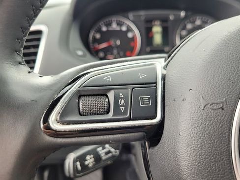 Used 2018 Audi Q3 2.0T Premium Plus w/ Premium Plus Package image 25