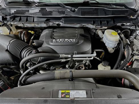 Used 2017 RAM 2500 Big Horn image 32