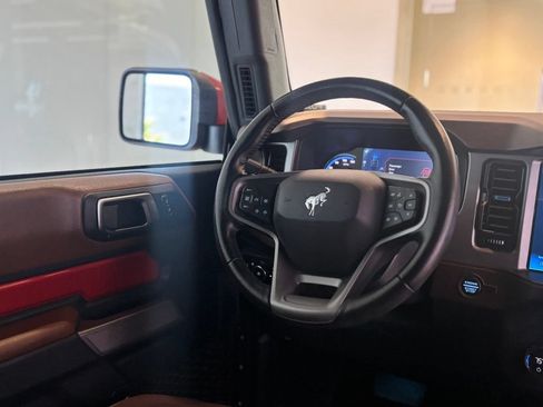Used 2023 Ford Bronco Outer Banks AWD/4WD image 7