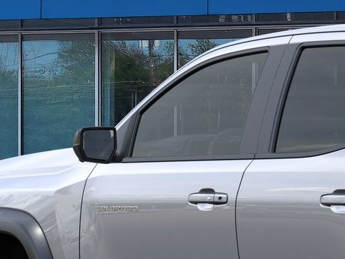 New 2026 Chevrolet Colorado ZR2 w/ Technology Package AWD/4WD image 12