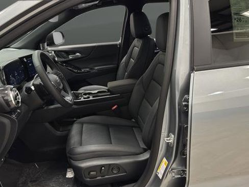 New 2026 Chevrolet Equinox LT w/ Convenience Package II image 8