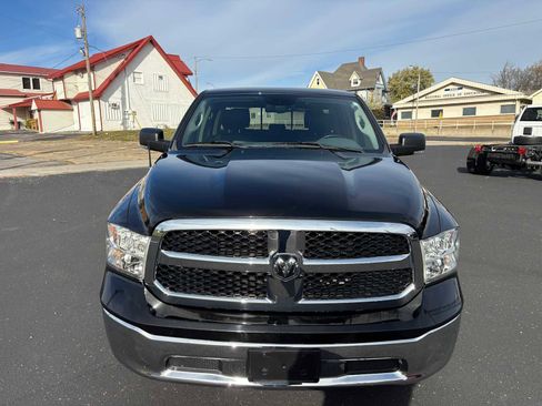 Certified 2020 RAM 1500 Classic SLT w/ Luxury Group image 4