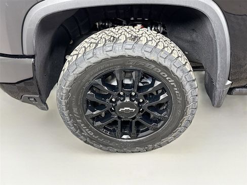 New 2026 Chevrolet Silverado 3500 High Country w/ High Country Premium Package AWD/4WD image 27