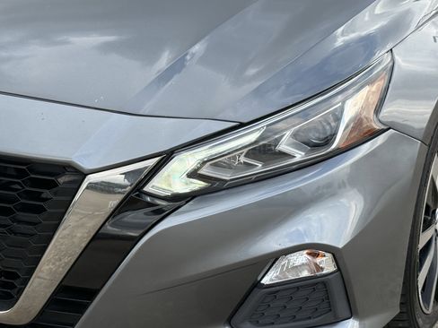 Used 2021 Nissan Altima 2.5 SR image 9