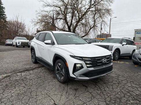 New 2026 Hyundai Tucson SEL image 1